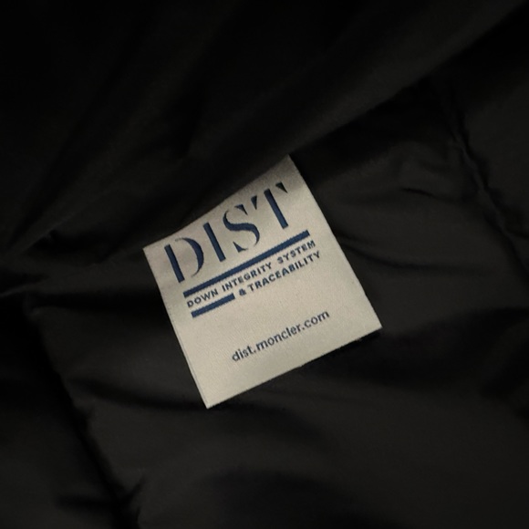 Men’s Moncler Amiot Jacket - Picture 12 of 12